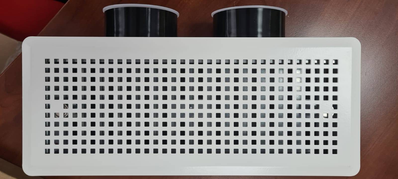 Grila perete ornamentala metal alb 200×100 AE-GRLFQ